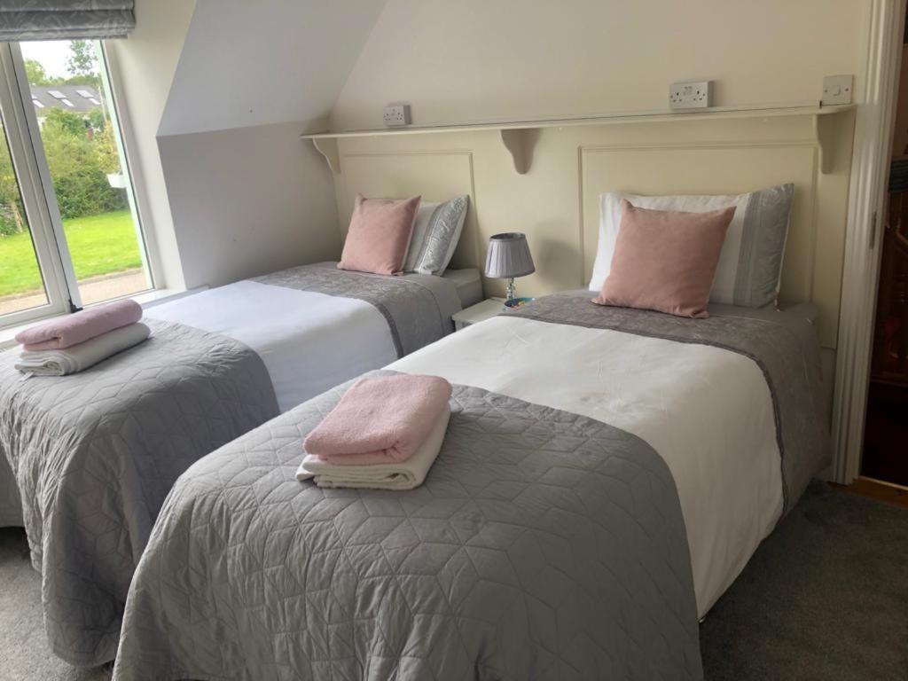 Droichead an Chaisleáin Foxborough Bnb מראה חיצוני תמונה